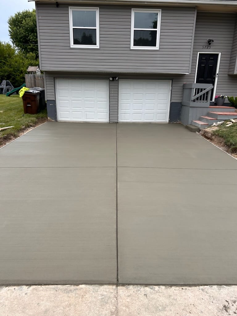 Concrete Driveways, Patios & Flatwork